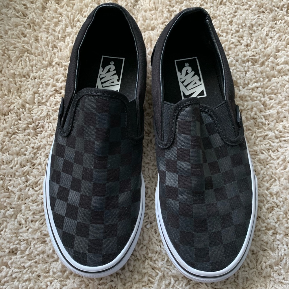 Boys VANS size 6 black on black checker